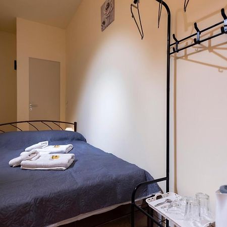 Apartamento Pure Urban Bedboxes Acropolis Metro Petralona Atenas Exterior foto