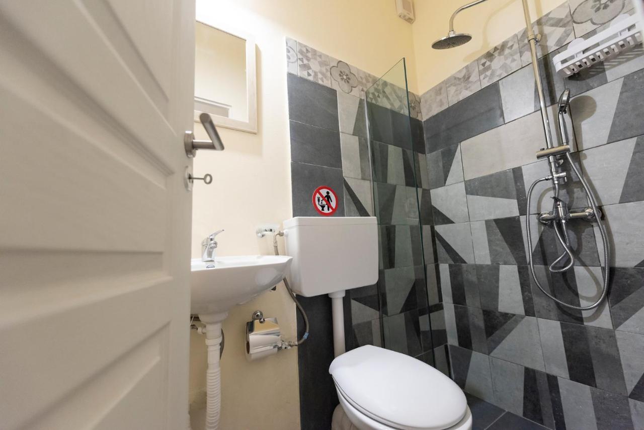 Apartamento Pure Urban Bedboxes Acropolis Metro Petralona Atenas Exterior foto
